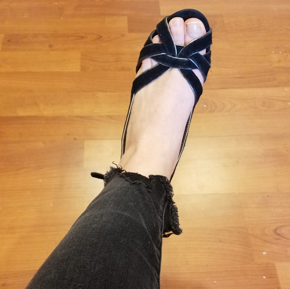 Wedge velvet sandals.